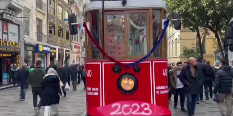 Taksim Tramvayı, seferlerine tekrar başladı