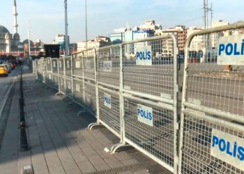 Taksim'de yılbaşı önlemleri: Gezi Parkı kapatıldı
