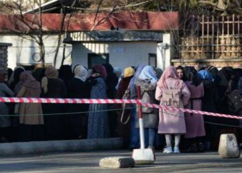 Taliban'ın kızların üniversite eğitimini askıya almasının hesabı sorulacak