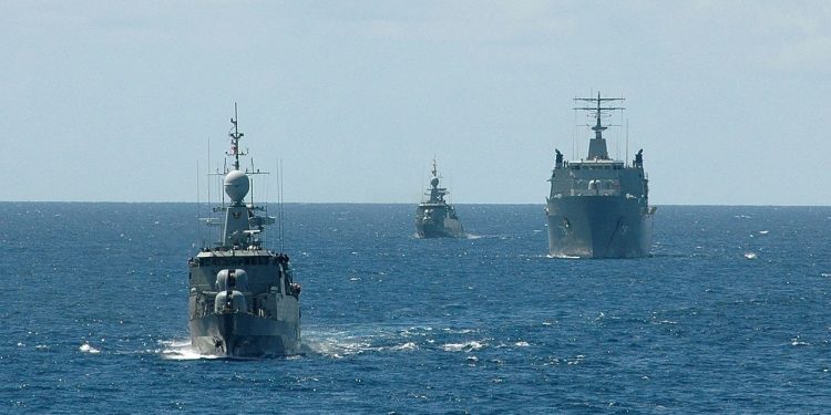 Tayland'da donanma gemisi battı: 31 denizci kayıp