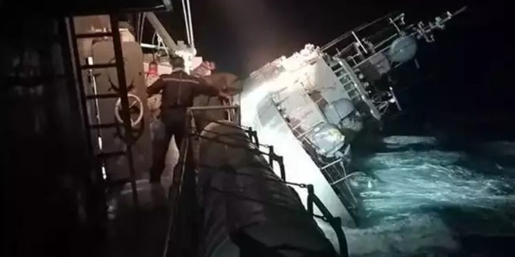 Tayland’da savaş gemisi battı: 75 asker kurtarıldı, 31 asker kayıp