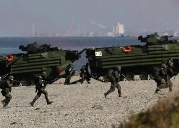 Tayvan, "Çin tehdidine" karşı zorunlu askerlik süresini 1 yıla çıkarıyor