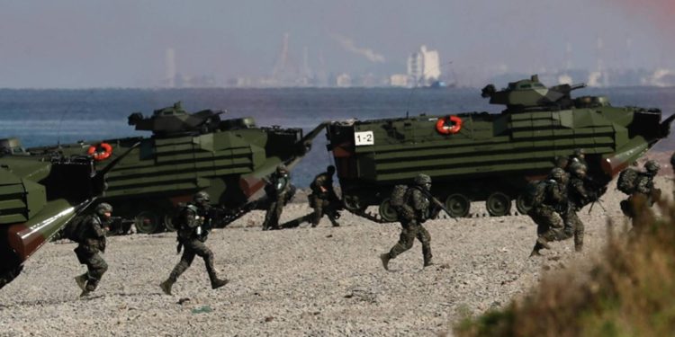 Tayvan, "Çin tehdidine" karşı zorunlu askerlik süresini 1 yıla çıkarıyor