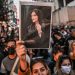 The Guardian: İran'da eylemlere katılan kadınların yüzlerine ve cinsel organlarına ateş ediliyor