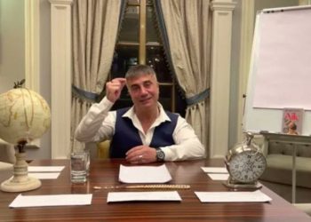 Turhan Çömez, Peker'le görüştü: 'İfade vermeye, tüm ifşaatları yapmaya hazırım'