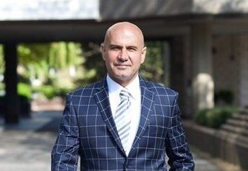 Turhan Çömez’den BAE’ye Peker mektubu: Konuşmasına izin verin
