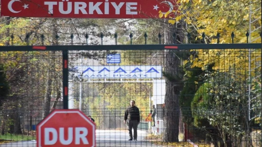 Türkiye'den Yunanistan'a uyuşturucu ve silahla giren bir kişi yakalandı