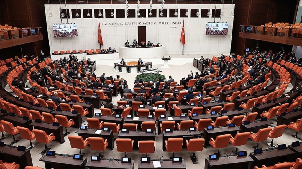 Tütün, tütün mamulleri ve alkol piyasasına ilişkin kanun teklifi kabul edildi