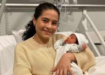 Uçakta beklenmedik doğum: "Hamile olduğumu bilmiyordum"