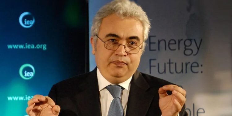 Uluslararası Enerji Ajansı (IEA) Başkanı Fatih Birol, enerji ithal eden ülkelerin borç girdabına girmek üzere olduğunu, Rusya-Ukrayna Savaşı'nın ardından yaşanan sürecin küresel enerji krizine yol açtığını ve 2023'ün enerji sektörü için çok daha zor bir yıl olacağını söyledi.