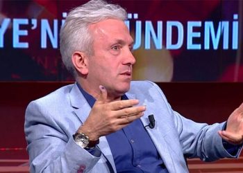 Üniversite hocasından yumruklu saldırıya destek: ‘Bu bir ecdat geleneğidir, elleri dert görmesin’