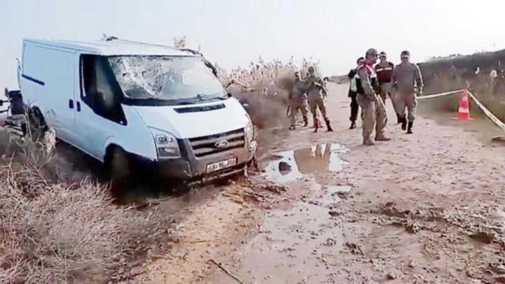 Urfa'da minibüs sulama kanalına uçtu: Altı göçmen öldü, beşi yaralı