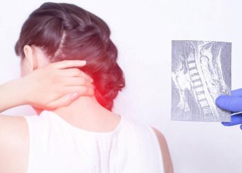 Uzman uyarısı: Vücut ağrıları kemik erimesinin belirtisi olabilir