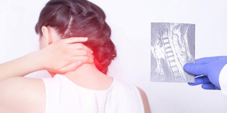 Uzman uyarısı: Vücut ağrıları kemik erimesinin belirtisi olabilir