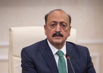 Vedat Bilgin: ‘Cumhuriyet tarihinin hem TL hem de dolar bazındaki en yüksek asgari ücreti hayırlı olsun’