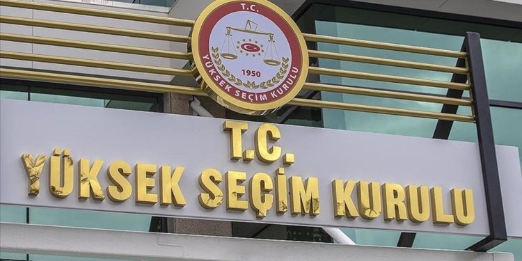YSK temsilcisine 'namussuz, alçak' diyen MHP'liye para cezası yeterli görüldü