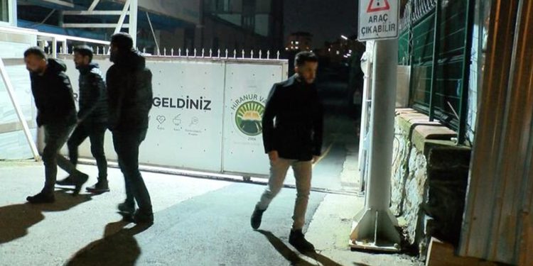 Yakalama kararının ardından: Şüphelileri yakalamak için polisler Hiranur Vakfı'na gitti