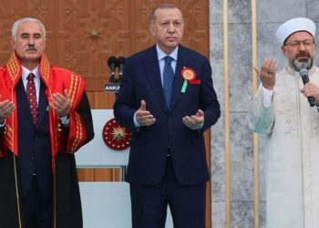 Yargıtay Başkanı Akarca: 'Sosyal medya mahkemeleri' devlete de yargıya da zarar veriyor
