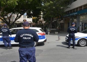 Yunanistan'da banka soyguncusu albay çıktı