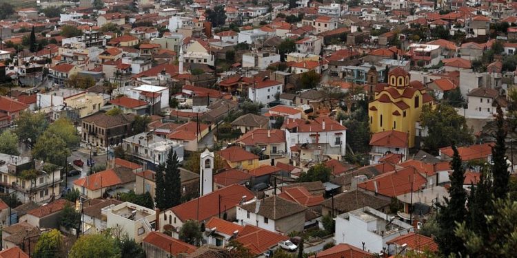 Yunanistan'da belediye başkanı FETÖ suçlamasıyla yardımcılarını kovdu