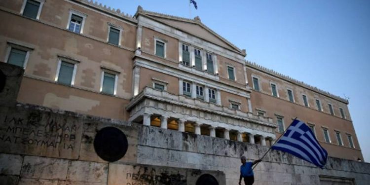 Yunanistan'daki 'dinleme skandalı'na yeni isimler ekleniyor