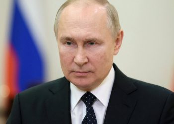 Zelenskiy 'direniş' mesajı verdi, Putin müzakere çağrısını yineledi