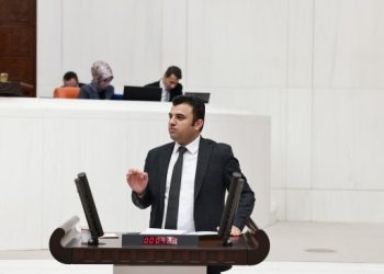 ‘Megrî megrî’nin hikayesini anlattı: Ağıtı istismar ediyorsunuz