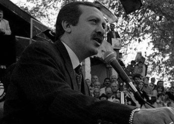 ‘Şiir’ cezasının ardından Saraçhane’de Erdoğan: ‘Adalet, gün gelecek yargıyı siyasallaştıranlara da lazım olacaktır’