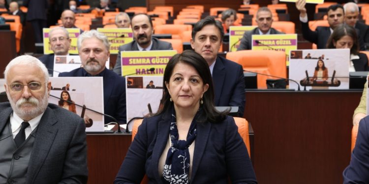 HDP Cumhurbaşkanlığı Seçimlerine Kendi Adayıyla Gitmeye Hazırlanıyor