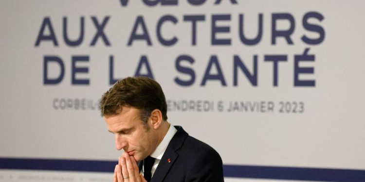 Fransa’da yeni emeklilik reformu: Sigortalılık ve emeklilik yaşı kaça çıkacak?