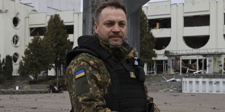 Ukrayna İçişleri Bakanı Denis Monastırskiy, Kiev yakınındaki helikopter kazasında öldü