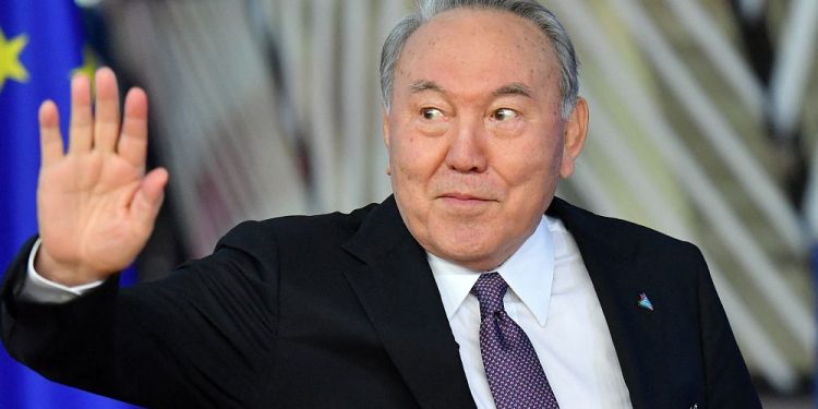 Kazakistan: ‘Süper başkan’ Nazarbayev’in ve ailesinin ayrıcalıkları iptal edildi
