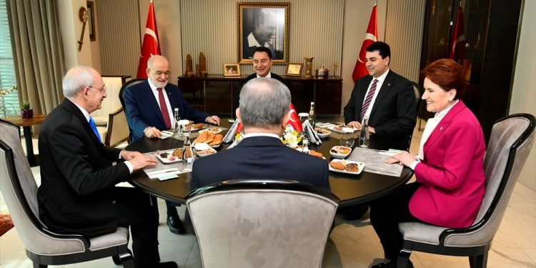 Kılıçdaroğlu: 13 Şubat’ta cumhurbaşkanı adayımızı açıklayacağız