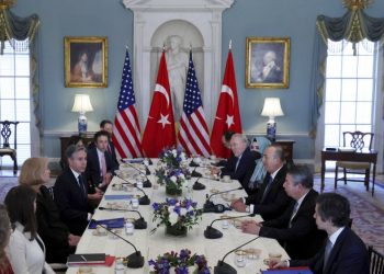 Dışişleri Bakanı Çavuşoğlu: F-16 satışının onaylanmasını bekliyoruz