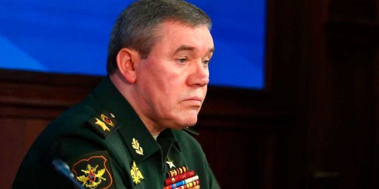 Rusya, Ukrayna savaşında yeni komutan atadı; Wagner grubu Soledar’ı ele geçirdiklerini duyurdu