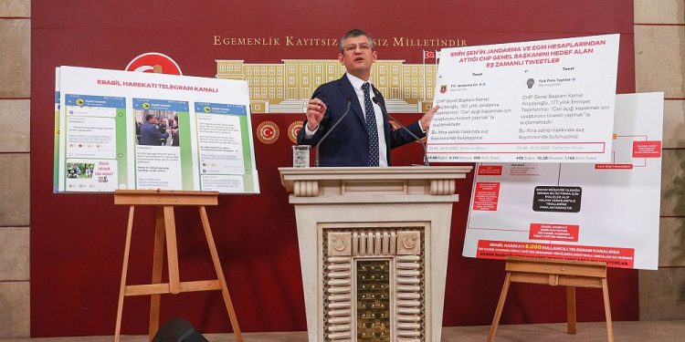 Özgür Özel: Telegram’da Süleyman Soylu’ya bağlı Ebabil Harekatı adlı trol ordusu var