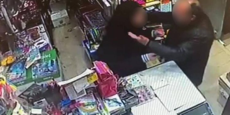 14 yaşındaki çocuğa istismar iddiasında şüphelinin 'ev hapsi' ile serbest kalmasına tepki