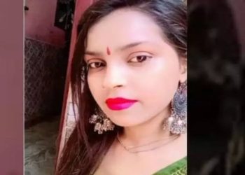 20 yaşındaki kadının 13 kilometre sürüklenerek ölmesi Hindistan'da öfke yarattı