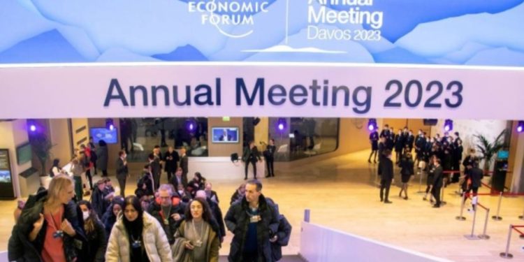 200’den fazla ‘ultra zenginden’ Davos’ta çağrı: Eşitsizliğin önüne geçmek için servet vergisi zamanı