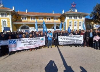 TÜİK önünde protesto: Savaşa değil emekçiye bütçe