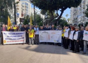 ‘İktidarın ideolojik hedefleri eğitimdeki gerilemeyi hızlandırdı’