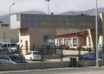 Tutuklulara hastanede tekmil verme dayatılıyor