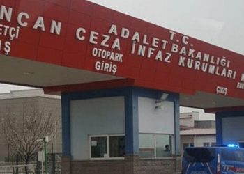 Çıplak aramayı reddeden tutukluya dava