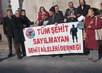 Asker ailelerinden itiraf: Ölen askerlere intihar süsü verildi