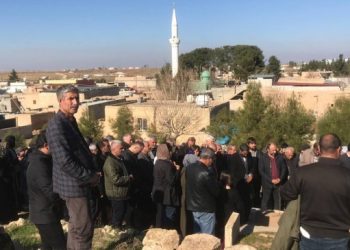 Tuncer’in taziyesine kitlesel ziyaret