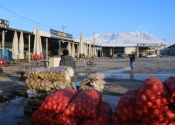 Wan’da hal esnafı krizde