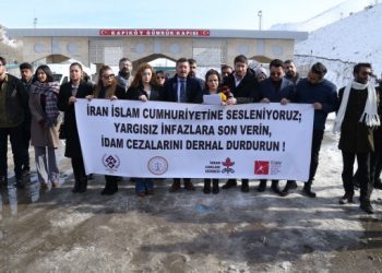 Sınırda İran rejimine seslendiler: İdamları durdurun