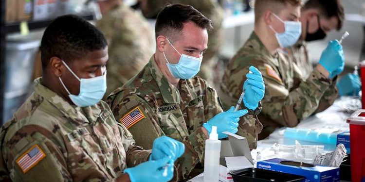 ABD ordusunda Covid-19 aşı zorunluluğu kaldırıldı