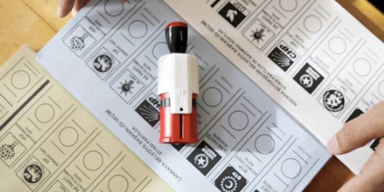 AKP’de erken seçim için üç tarih öne çıktı