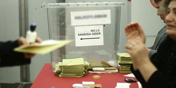 AKP’li Mahmut Şimşek: HDP iki seçim sandığının da rengini değiştirir